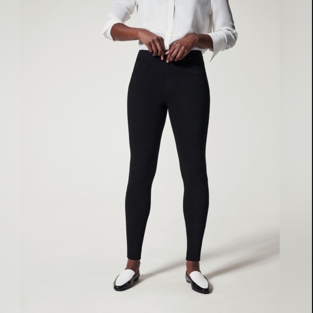 SPANX Jean-ish Ankle Leggings in black, size large